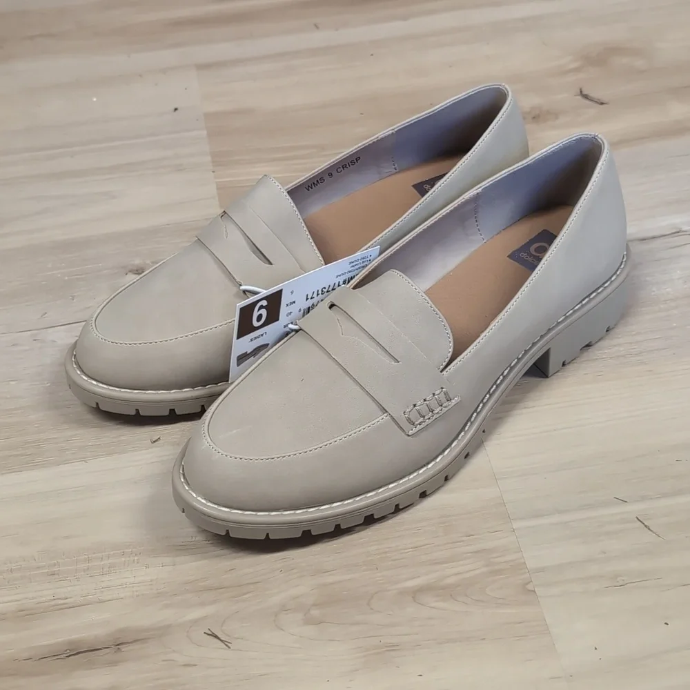 Dolce Vita Crisp Lug Loafer